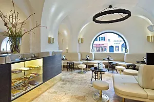 mfimmobilienhistorischesstadthaus3.jpg